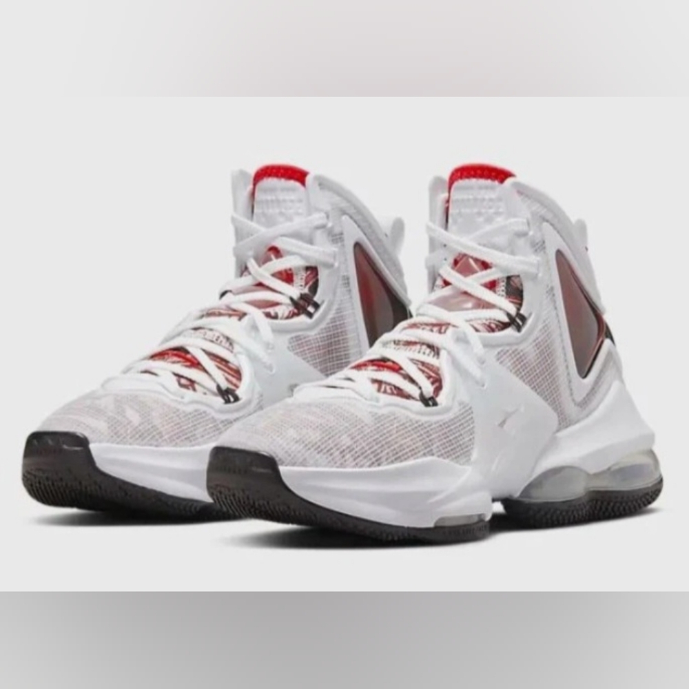 Nike Lebron '19 Basketball Shoes